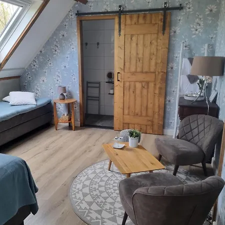 Aan De Beek Bed & Breakfast Arcen