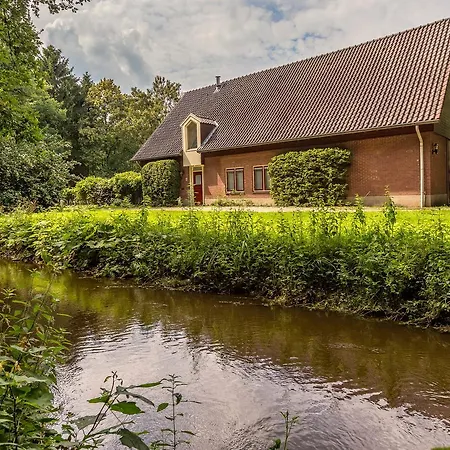 Bed & Breakfast Aan De Beek