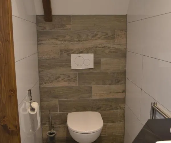 Aan De Beek * آرسين