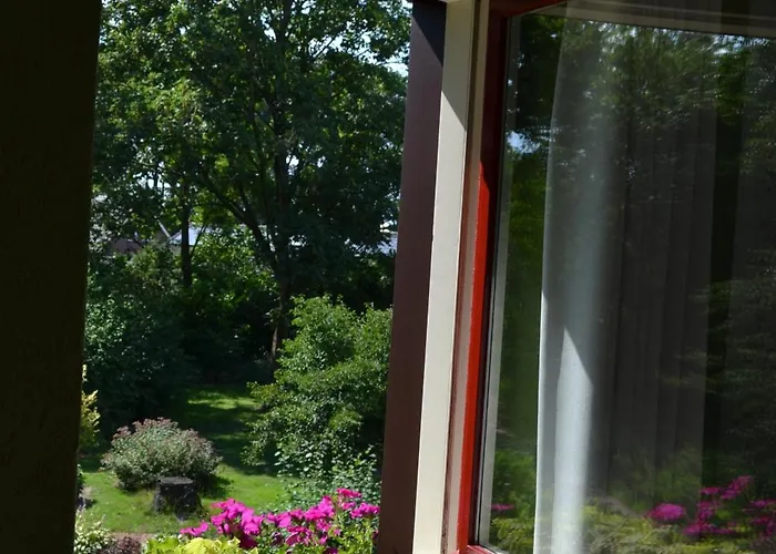 Aan De Beek Bed & Breakfast