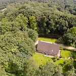 Aan De Beek Bed & Breakfast Arcen