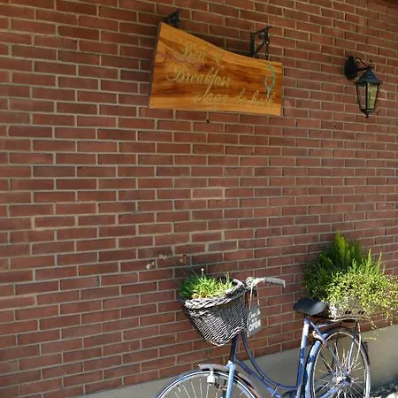 Bed & Breakfast Aan De Beek *