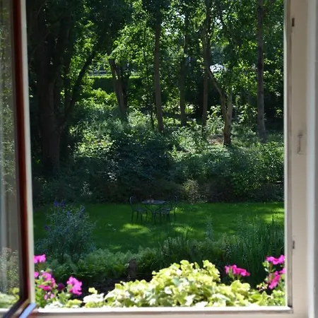 Bed & Breakfast Aan De Beek *