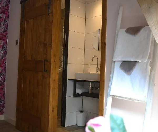 Oda ve Kahvaltı Aan De Beek Arcen