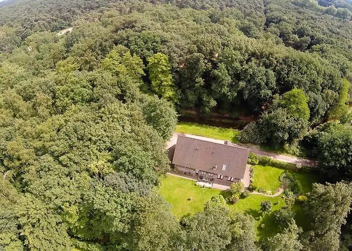 Aan De Beek Oda ve Kahvaltı Arcen