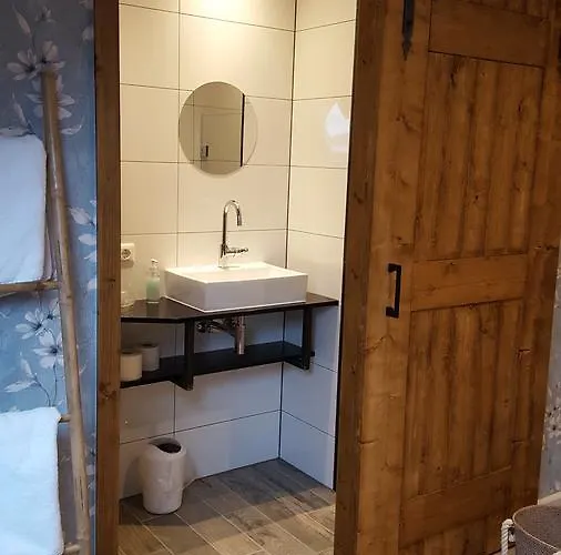 Aan De Beek Oda ve Kahvaltı *